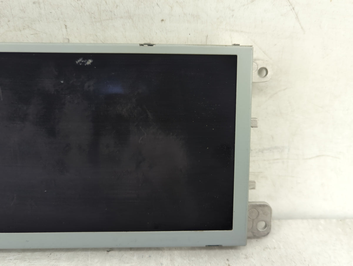 2013-2015 Audi Q7 Information Radio Display Screen - Oemusedautoparts1.com