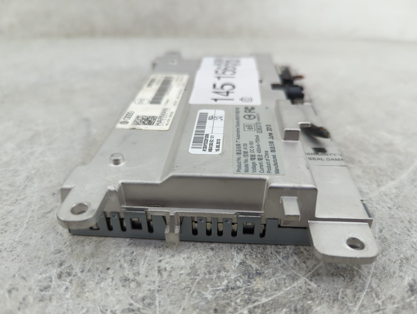 2013-2015 Audi Q7 Information Display Screen - Oemusedautoparts1.com