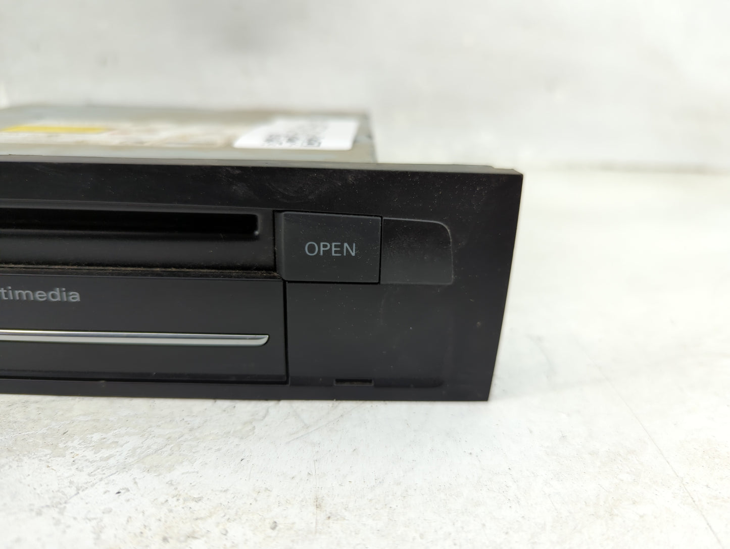 2013-2015 Audi Q7 Radio AM FM Cd Player Receiver Replacement P/N:60825-1 1548-10-2886 Fits Fits 2013 2014 2015 OEM Used Auto