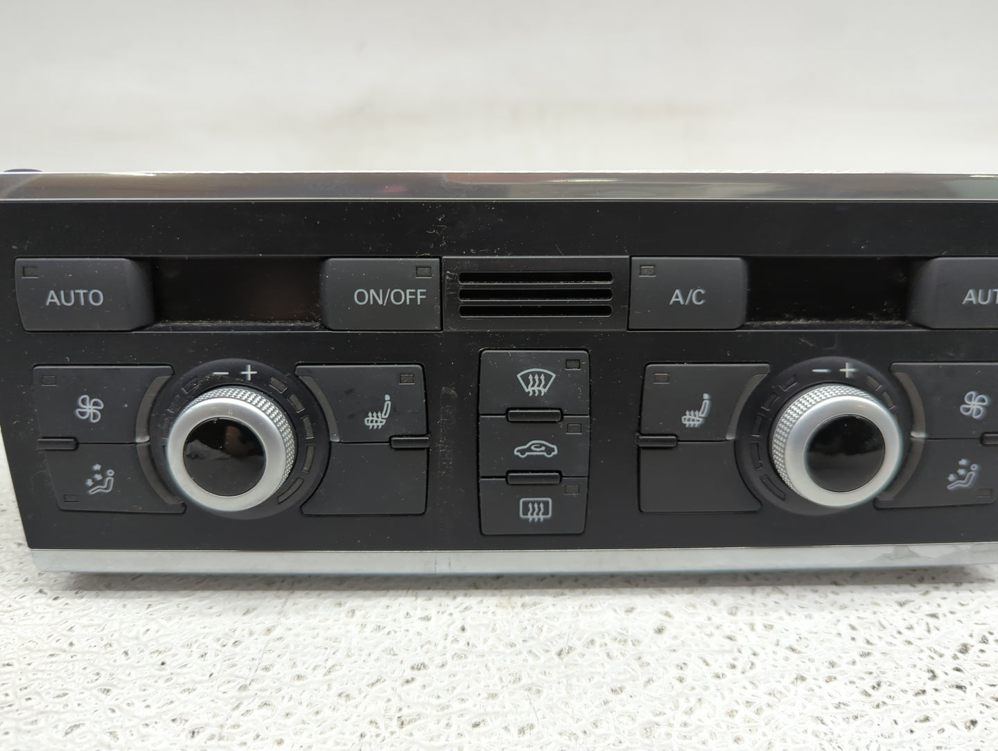 2013-2015 Audi Q7 Climate Control Module Temperature AC/Heater Replacement P/N:4L0 820 043 AP Fits Fits 2013 2014 2015 OEM U