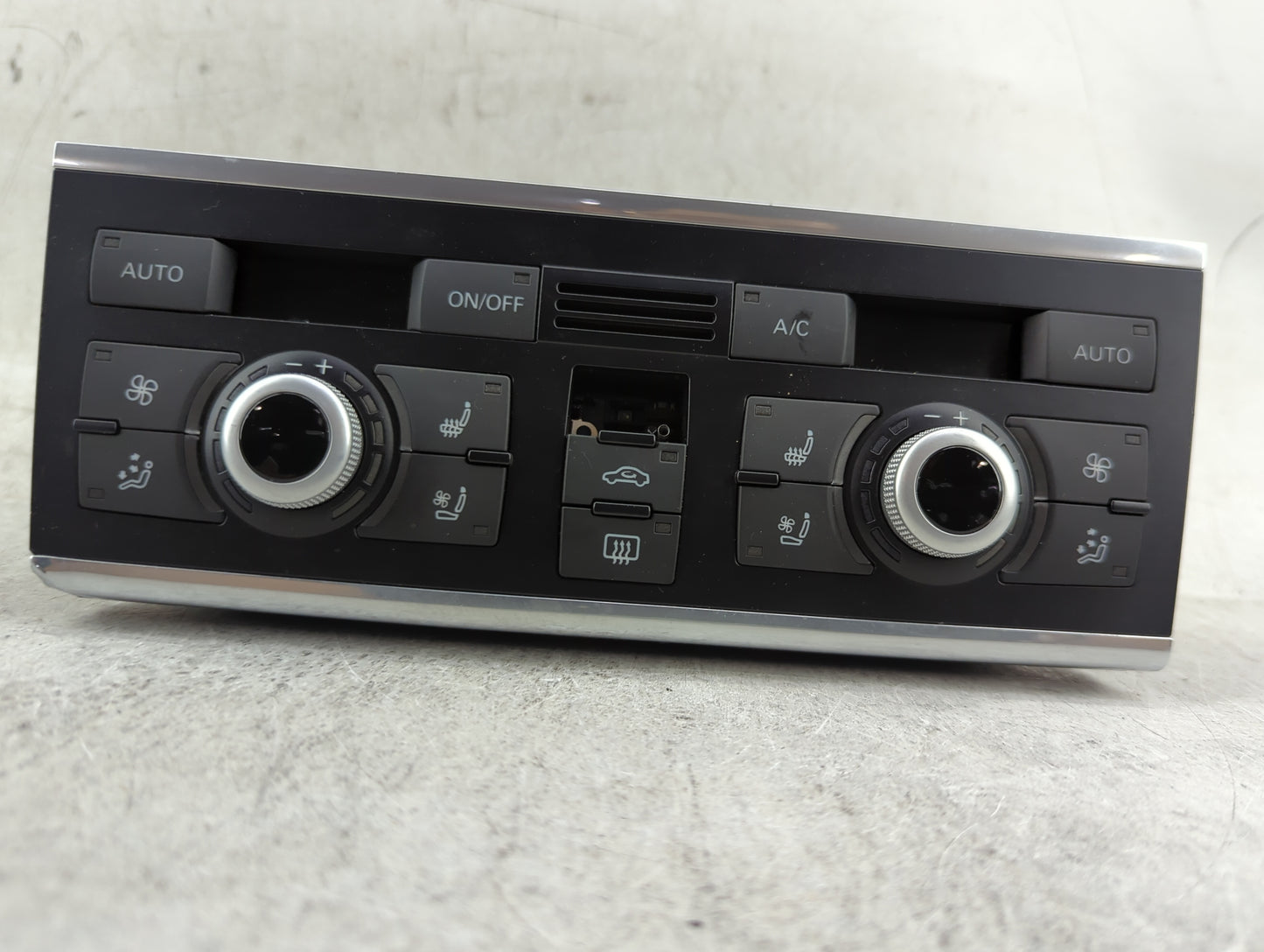 2013-2015 Audi Q7 Climate Control Module Temperature AC/Heater Replacement P/N:4L0 820 043 AQ Fits Fits 2013 2014 2015 OEM U