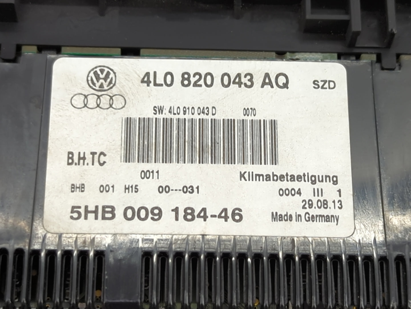 2013-2015 Audi Q7 Climate Control Module Temperature AC/Heater Replacement P/N:4L0 820 043 AQ Fits Fits 2013 2014 2015 OEM U