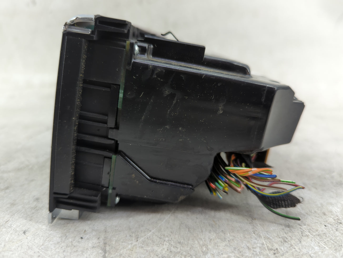 2013-2015 Audi Q7 Climate Control Module Temperature AC/Heater Replacement P/N:4L0 820 043 AQ Fits Fits 2013 2014 2015 OEM U