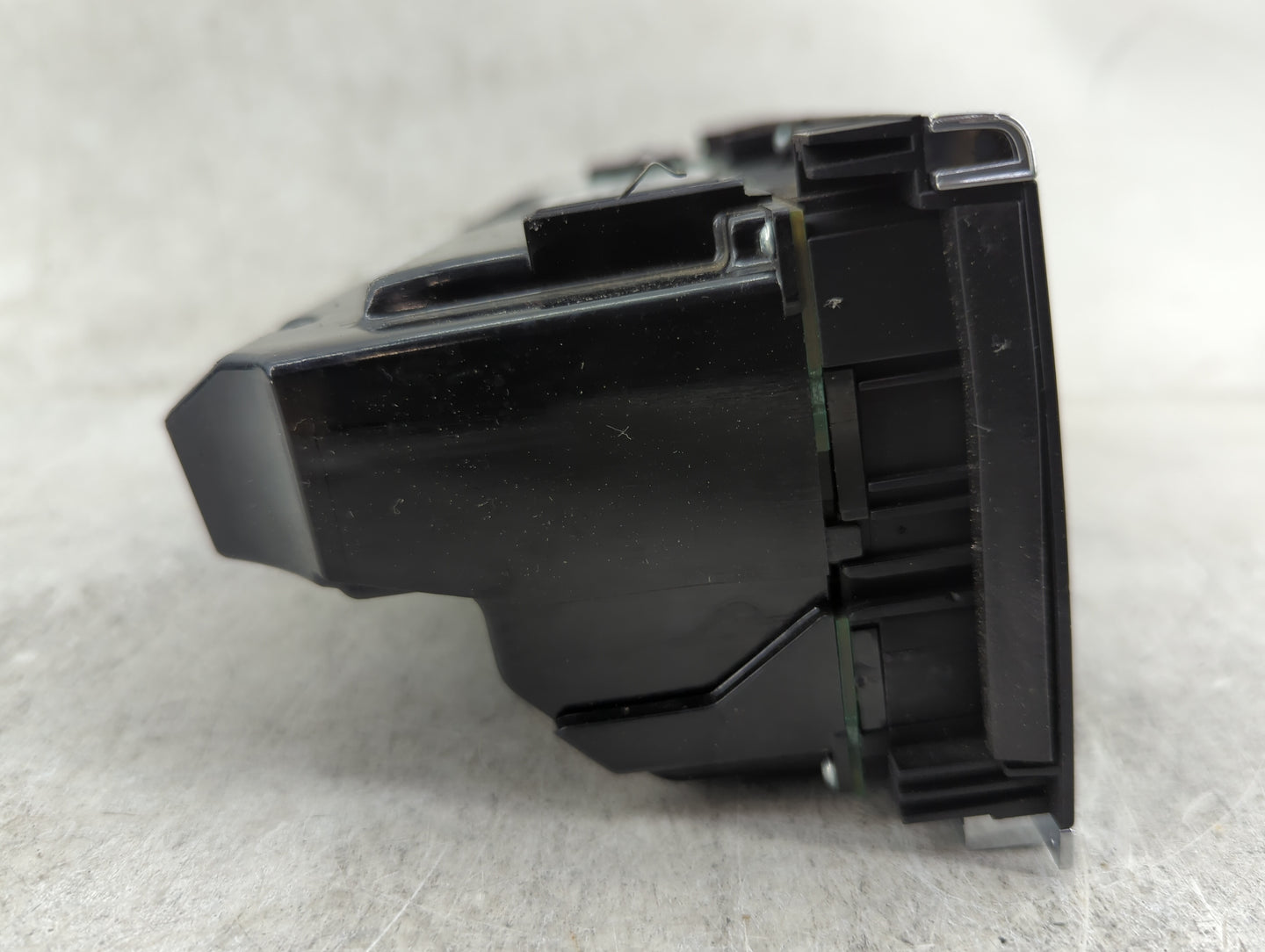 2013-2015 Audi Q7 Climate Control Module Temperature AC/Heater Replacement P/N:4L0 820 043 AQ Fits Fits 2013 2014 2015 OEM U