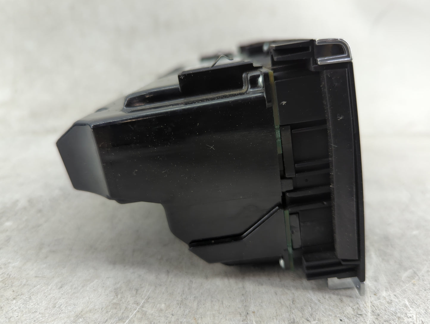 2013-2015 Audi Q7 Climate Control Module Temperature AC/Heater Replacement P/N:4L0 820 043 AQ Fits Fits 2013 2014 2015 OEM U