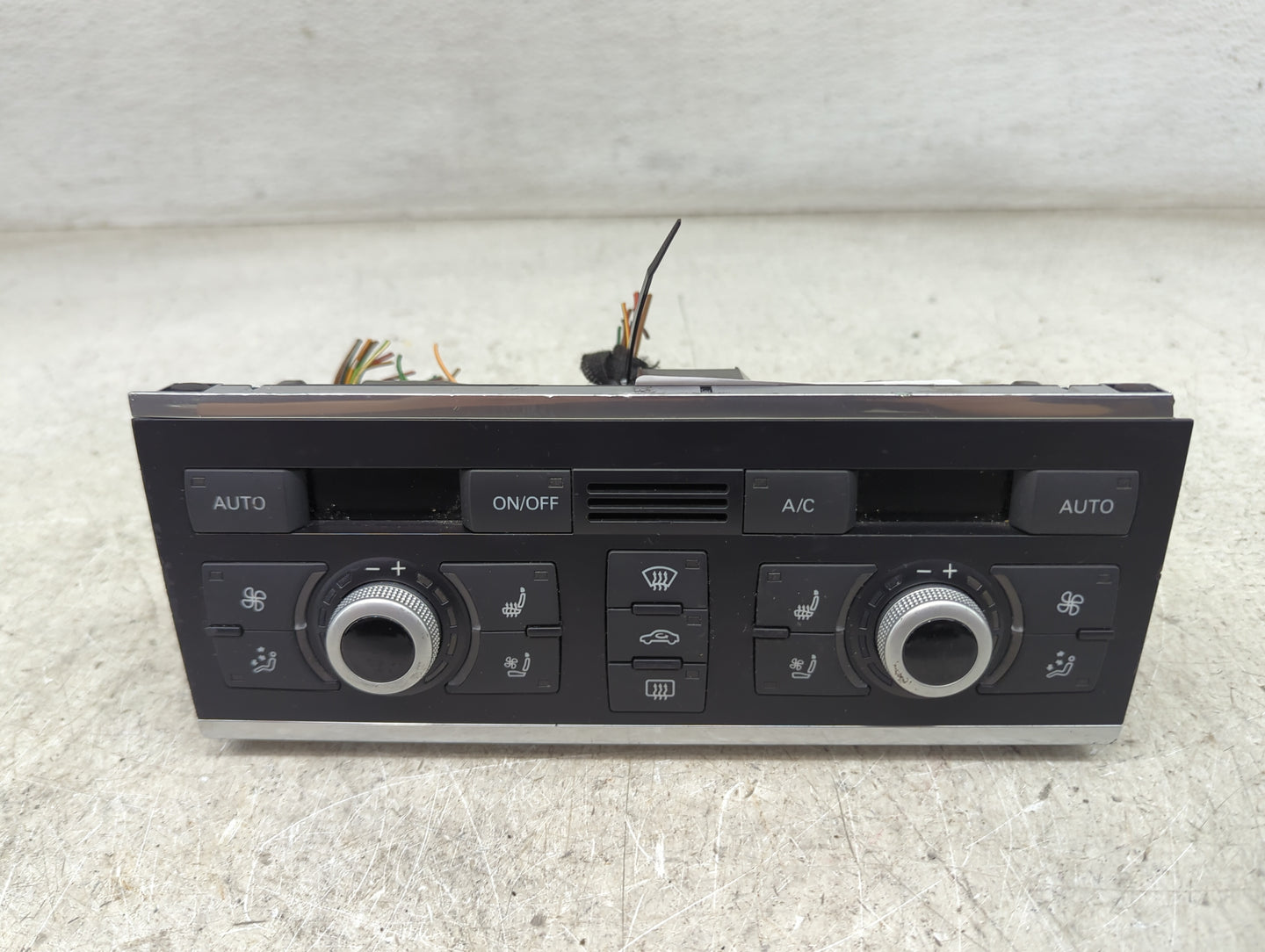 2013-2015 Audi Q7 Climate Control Module Temperature AC/Heater Replacement P/N:4L0820043AQ 4L0910043D Fits Fits 2013 2014 20