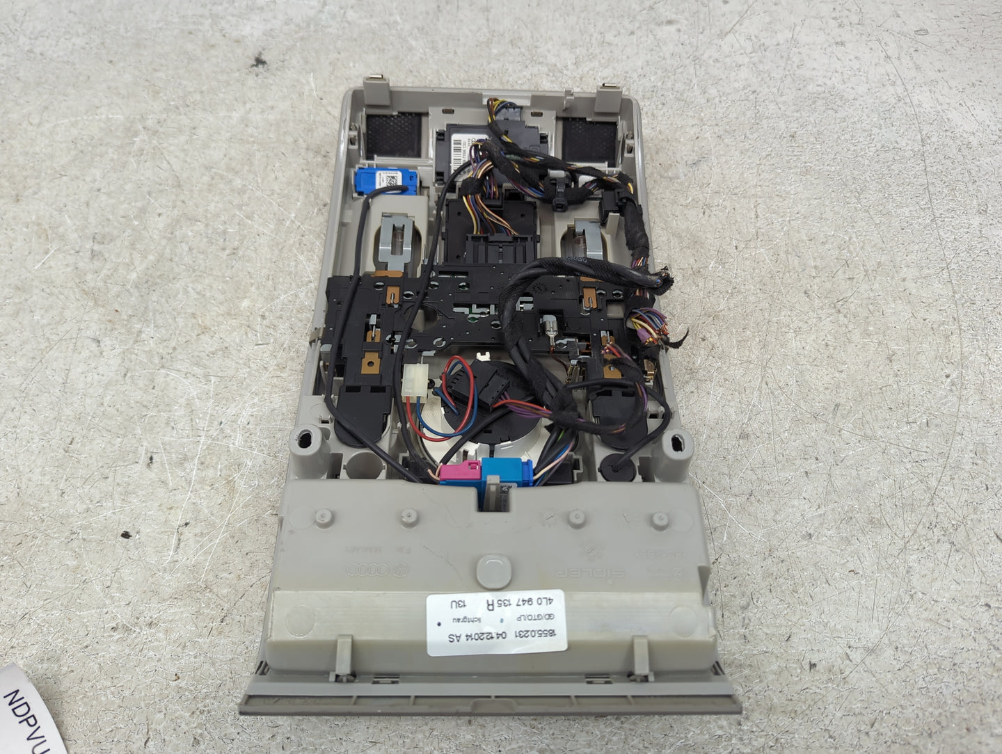 2014 Audi Q7 Overhead Roof Console - Oemusedautoparts1.com