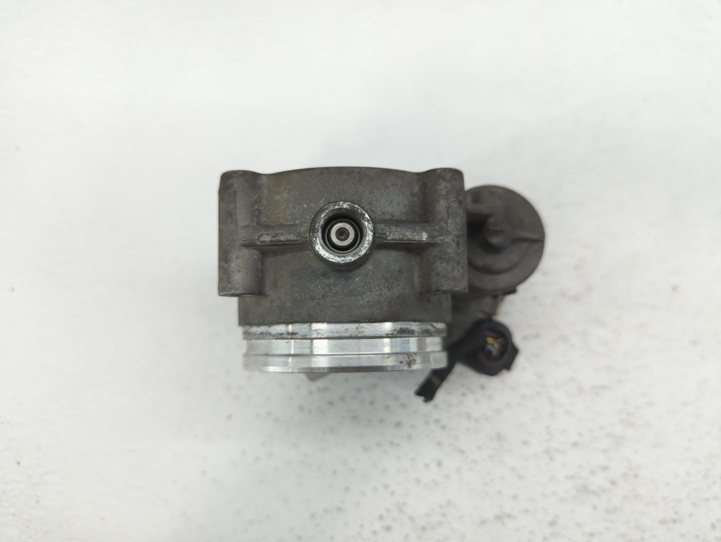 2011-2019 Audi Q7 Throttle Body P/N:06E 133 062 H 06E 133 062 G Fits OEM Used Auto Parts - Oemusedautoparts1.com