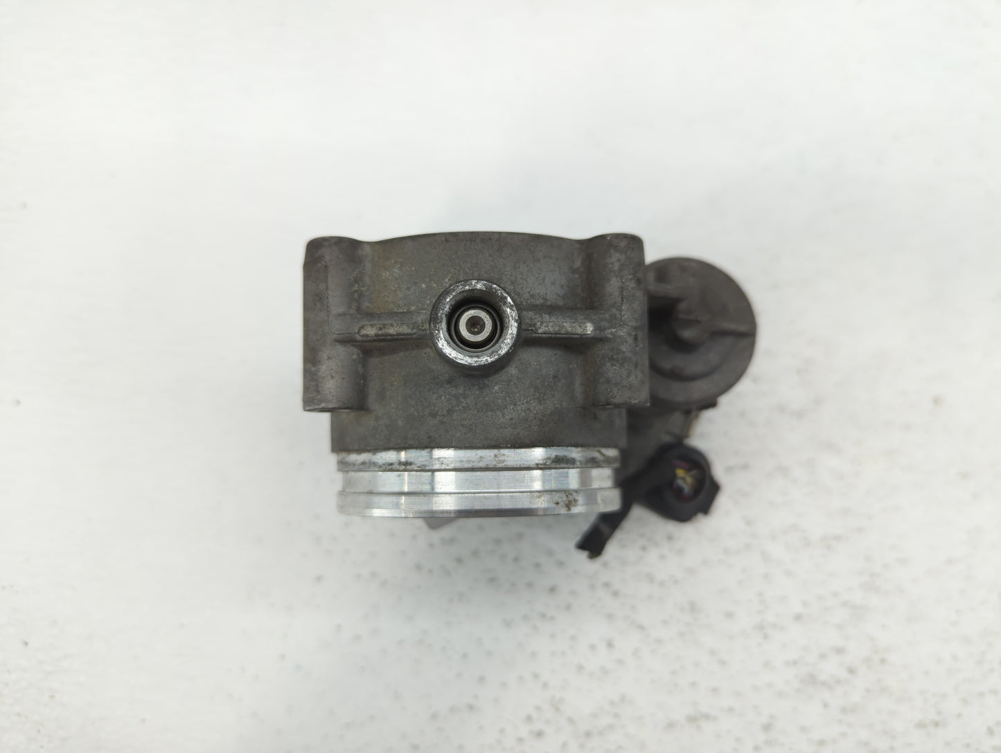 2011-2019 Audi Q7 Throttle Body P/N:06E 133 062 H 06E 133 062 G Fits OEM Used Auto Parts - Oemusedautoparts1.com