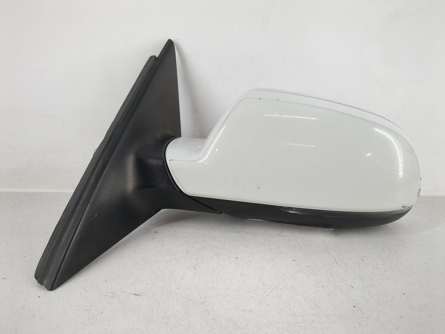 2010-2016 Audi S4 Driver Side View Mirror - Left Door Mirror OEM Used - Oemusedautoparts1.com