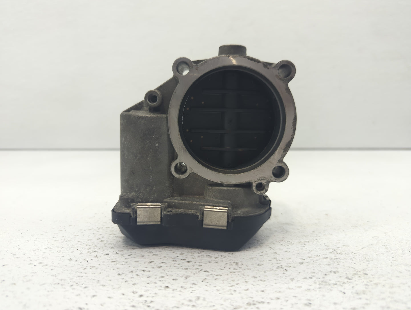 2014-2017 Audi Sq5 Throttle Body P/N:06E 133 062 G Fits Fits 2008 2009 2010 2011 2012 2013 2014 2015 2016 2017 2018 2019 OEM