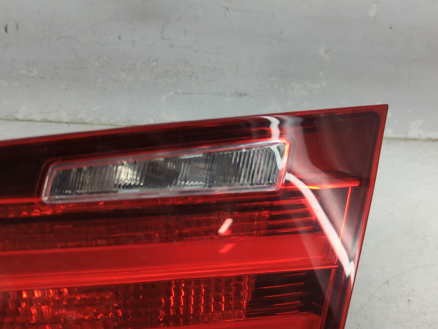2014 Bmw 3-Series Tail Light Assembly Passenger Right OEM P/N:63217371112 7371112, 183611-12 Fits Fits 2012 2013 2015 OEM Us