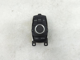 compare product 2012-2018 Bmw 320 Radio AM FM Cd Player Receiver Replacement P/N:ZE9317695-01 033623201 Fits OEM Used Auto Parts