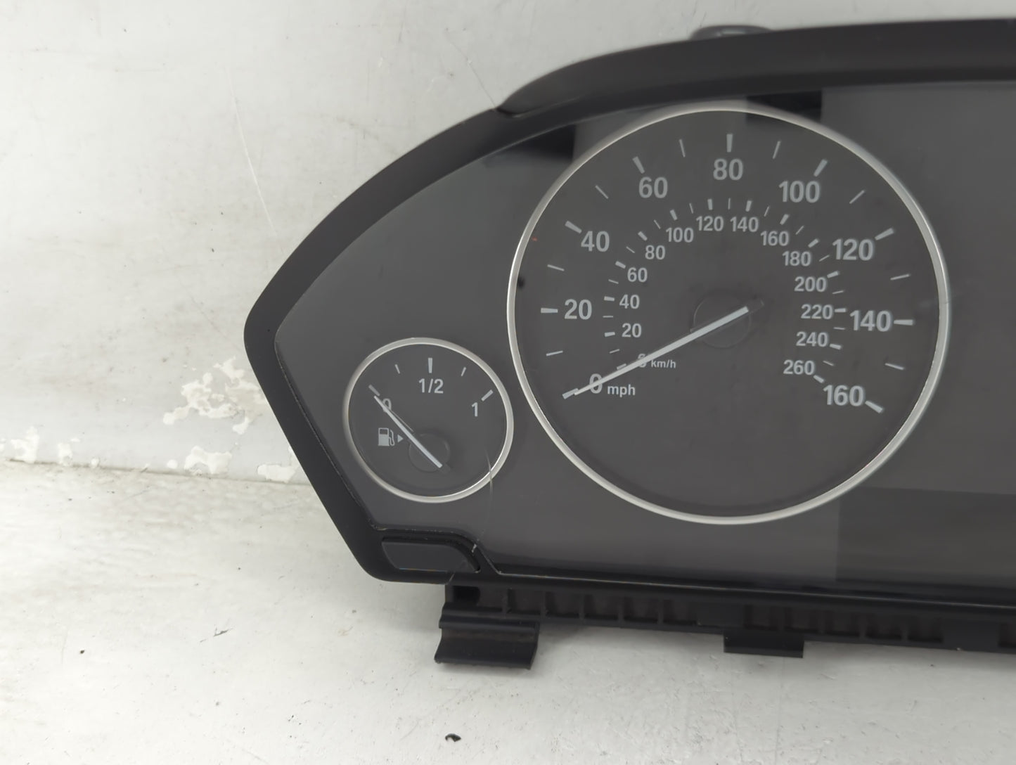 2013-2018 Bmw 320 Instrument Cluster Speedometer Gauges P/N:9325179-01 9232894 Miles:25K Fits OEM Used Auto Parts - Oemuseda