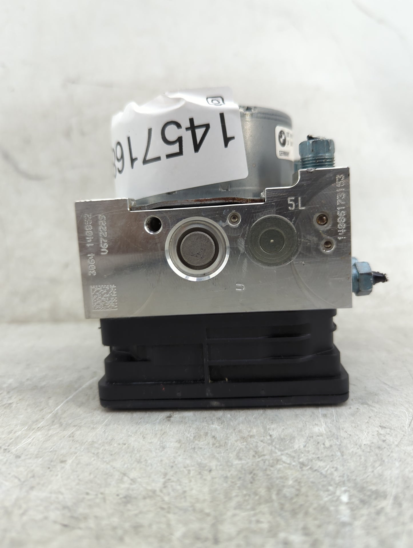 2014-2018 Bmw 320 ABS Pump Control Module Replacement P/N:3451-6869725-01 10.0220-0409.4 Fits OEM Used Auto Parts - Oemuseda