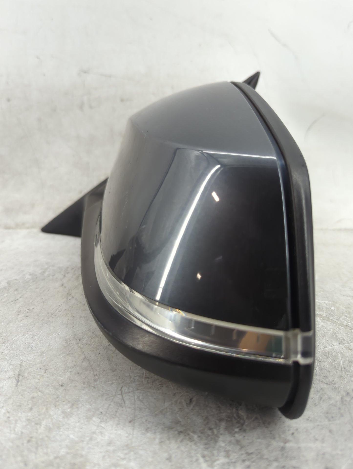 2013-2018 Bmw 320 Driver Side View Mirror - Left Door Mirror OEM Used - Oemusedautoparts1.com