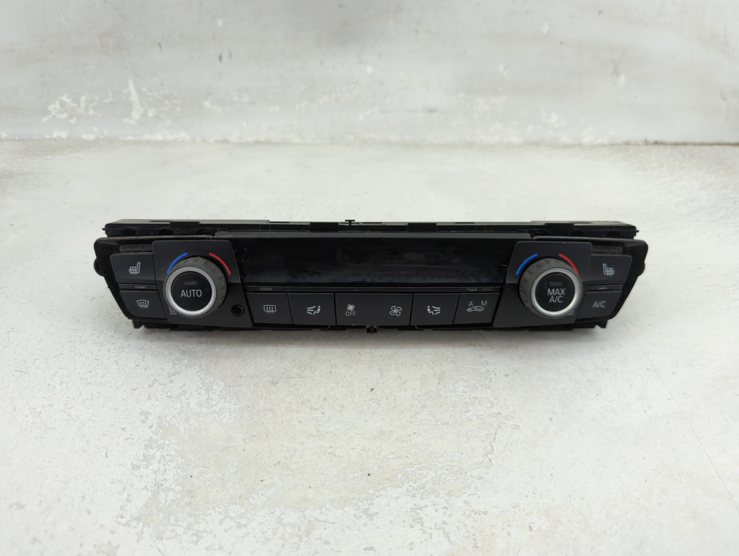 2012-2014 Bmw 320 Climate Control Module Temperature AC/Heater Replacement P/N:260513 0A39 Fits Fits 2012 2013 2014 OEM Used