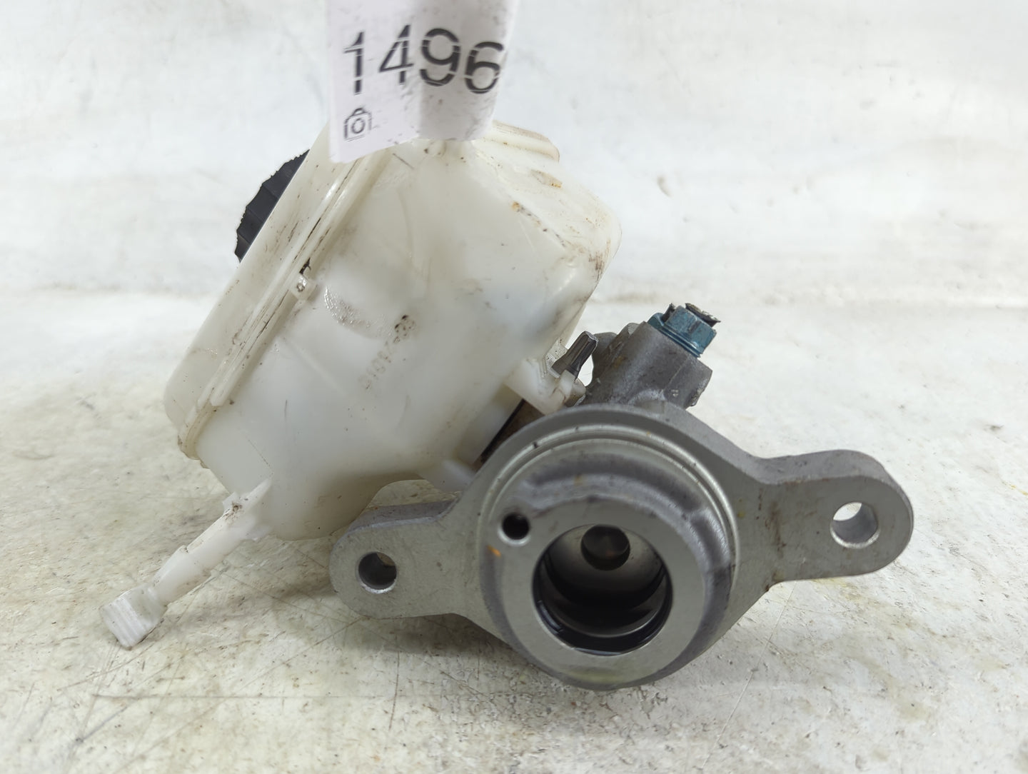 Bmw 320 Brake Master Cylinder - Oemusedautoparts1.com
