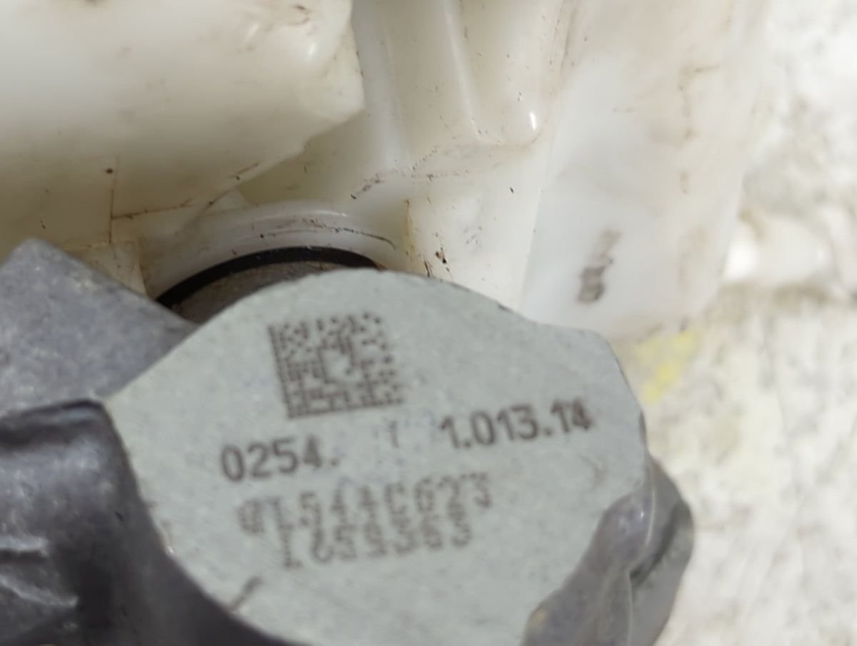 Bmw 320 Brake Master Cylinder - Oemusedautoparts1.com