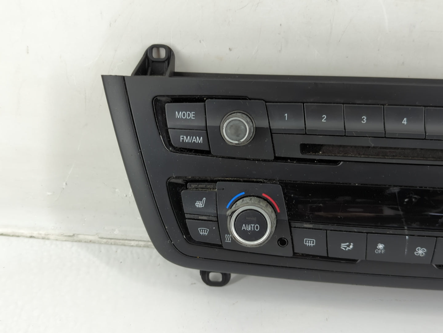 2012-2014 Bmw 320i Climate Control Module Temperature AC/Heater Replacement P/N:173 138 10 Fits Fits 2012 2013 2014 OEM Used