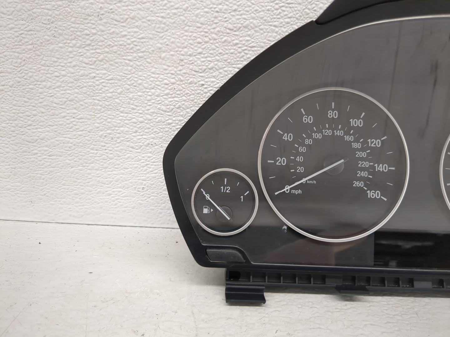 2013-2018 Bmw 320i Instrument Cluster Speedometer Gauges P/N:9325179-01 Fits Fits 2012 2013 2014 2015 2016 2017 2018 2019 20