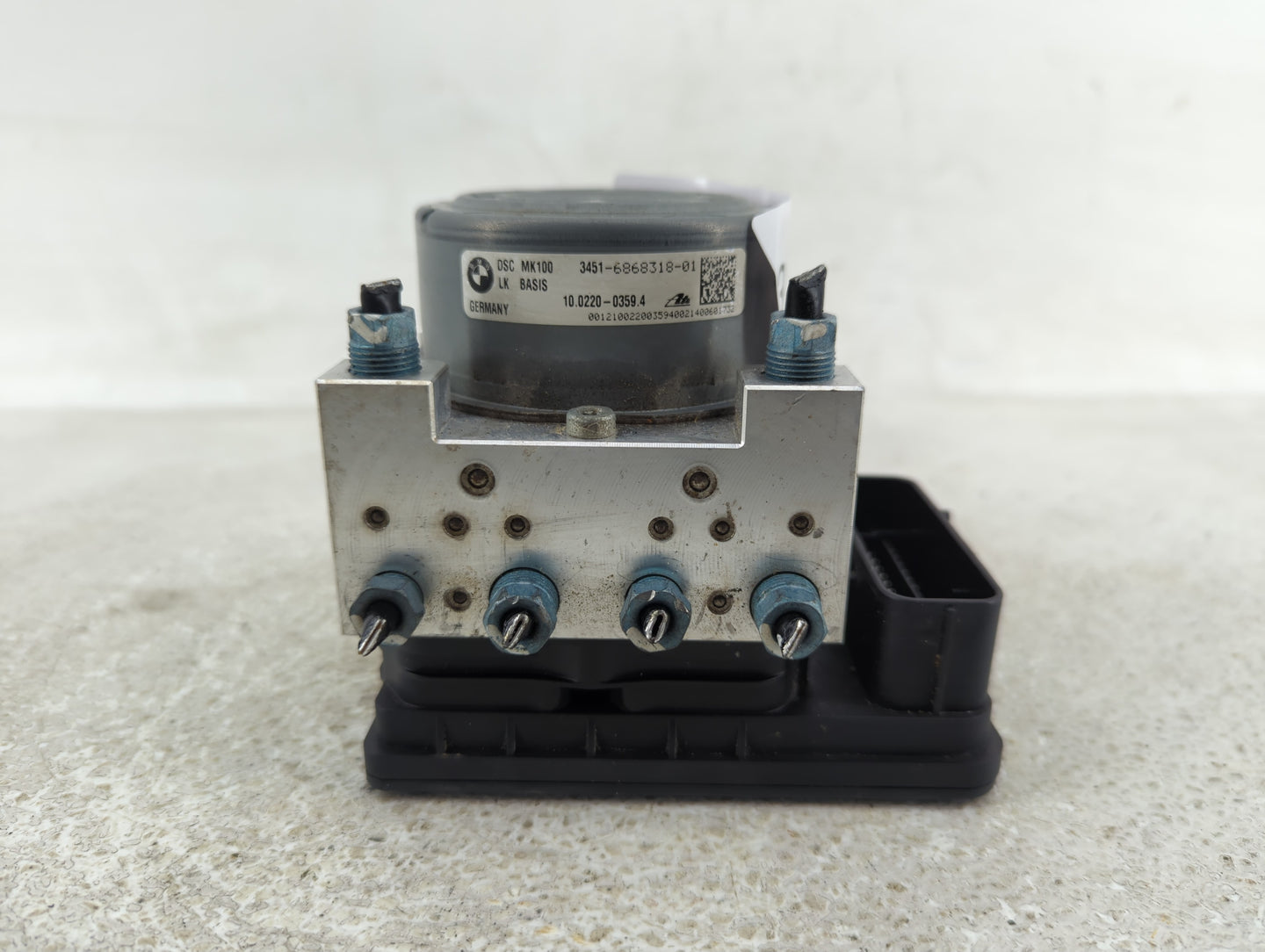 2014-2018 Bmw 320i ABS Pump Control Module Replacement P/N:3451-6868318-01 Fits Fits 2014 2015 2016 2017 2018 2019 2020 2021