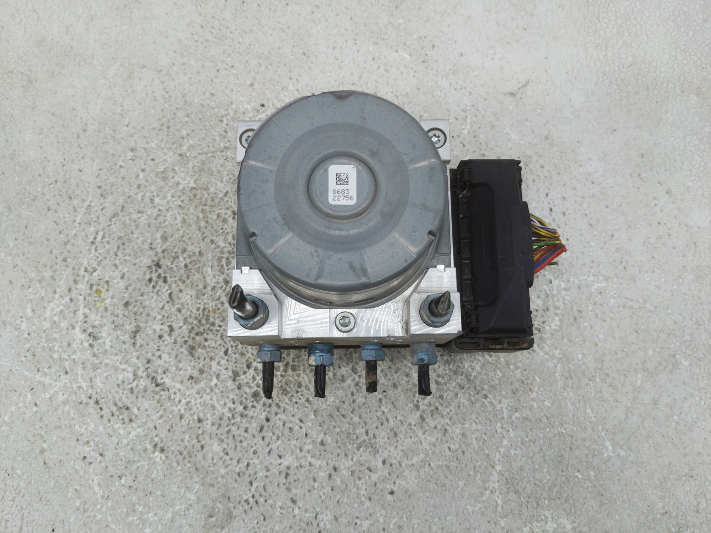 2014-2018 Bmw 320i ABS Pump Control Module Replacement P/N:3451-6868318-01 Fits Fits 2014 2015 2016 2017 2018 2019 2020 2021