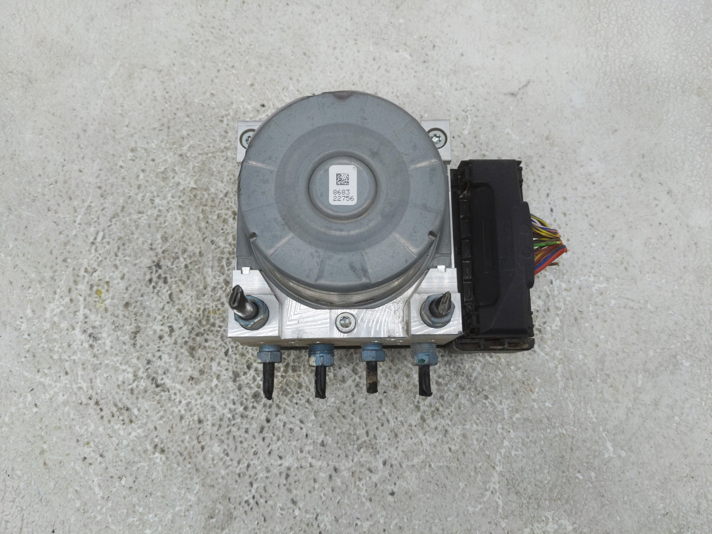 2014-2018 Bmw 320i ABS Pump Control Module Replacement P/N:3451-6868318-01 Fits Fits 2014 2015 2016 2017 2018 2019 2020 2021