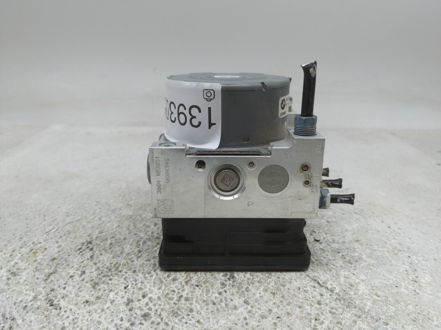 2014-2018 Bmw 320i ABS Pump Control Module Replacement P/N:3451-6868318-01 Fits Fits 2014 2015 2016 2017 2018 2019 2020 2021