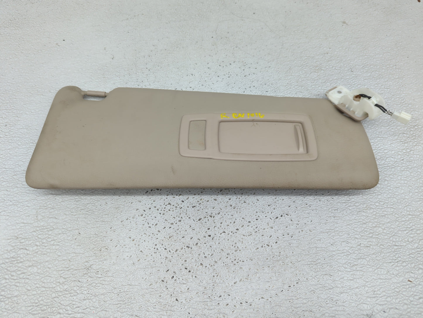 2012-2018 Bmw 320i Sun Visor Shade Replacement Passenger Right Mirror Fits Fits 2012 2013 2014 2015 2016 2017 2018 2019 2020