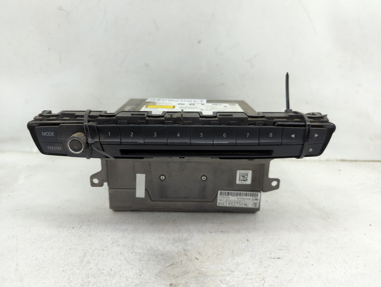 2014-2015 Bmw 320i Radio AM FM Cd Player Receiver Replacement P/N:CI93273190 HBB073, B073380D Fits Fits 2014 2015 2016 2017 