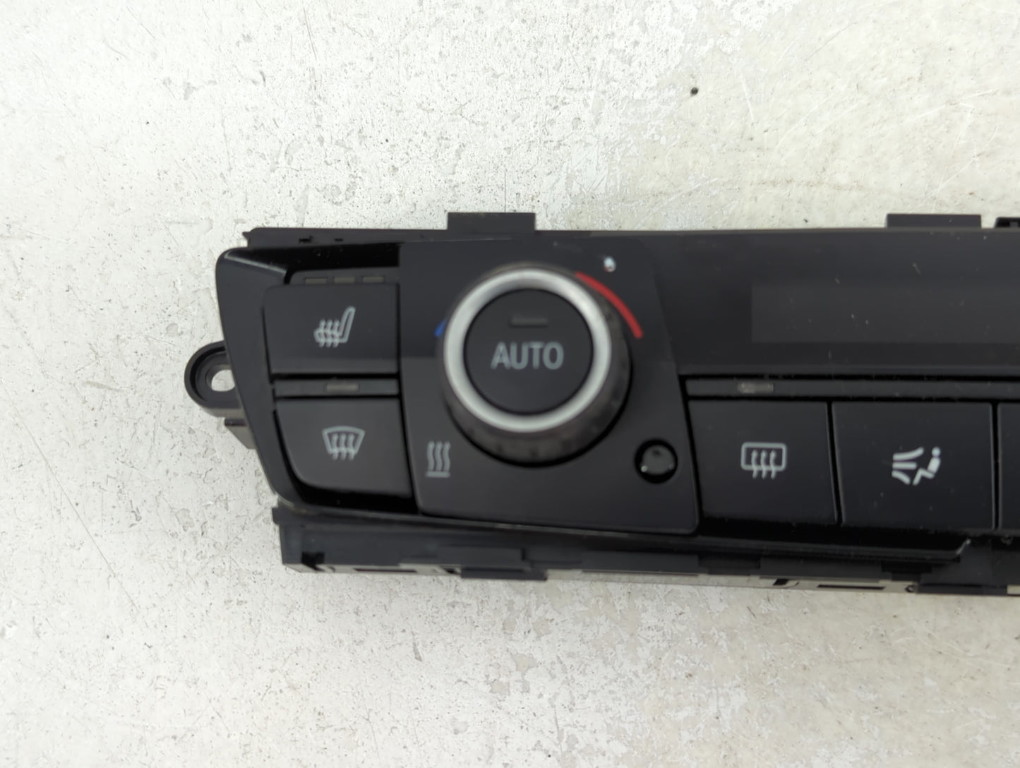 2014-2015 Bmw 320i Climate Control Module Temperature AC/Heater Replacement Fits Fits 2014 2015 OEM Used Auto Parts - Oemuse