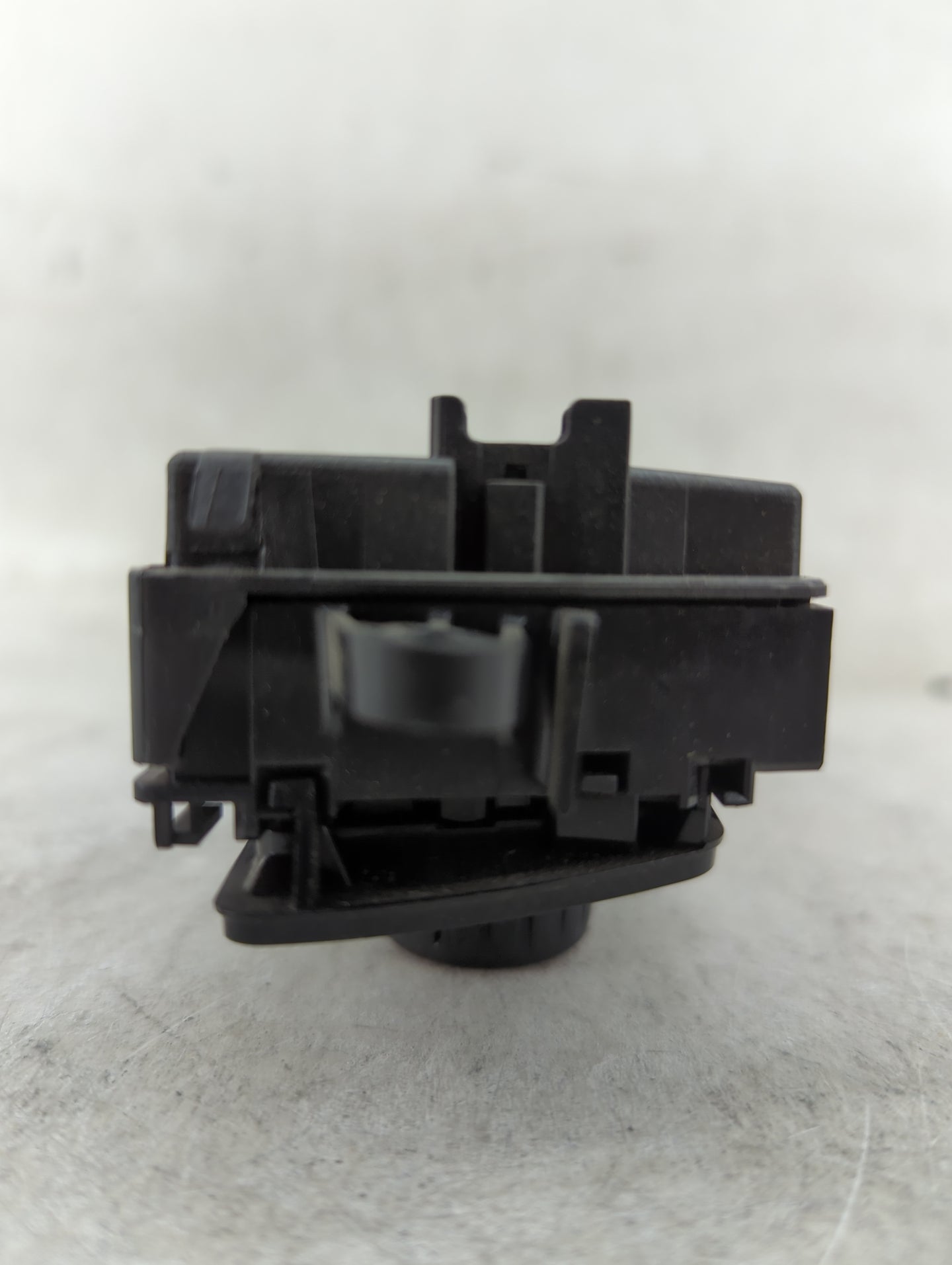 2012-2014 Bmw 320i Climate Control Module Temperature AC/Heater Replacement Fits Fits 2012 2013 2014 OEM Used Auto Parts - O