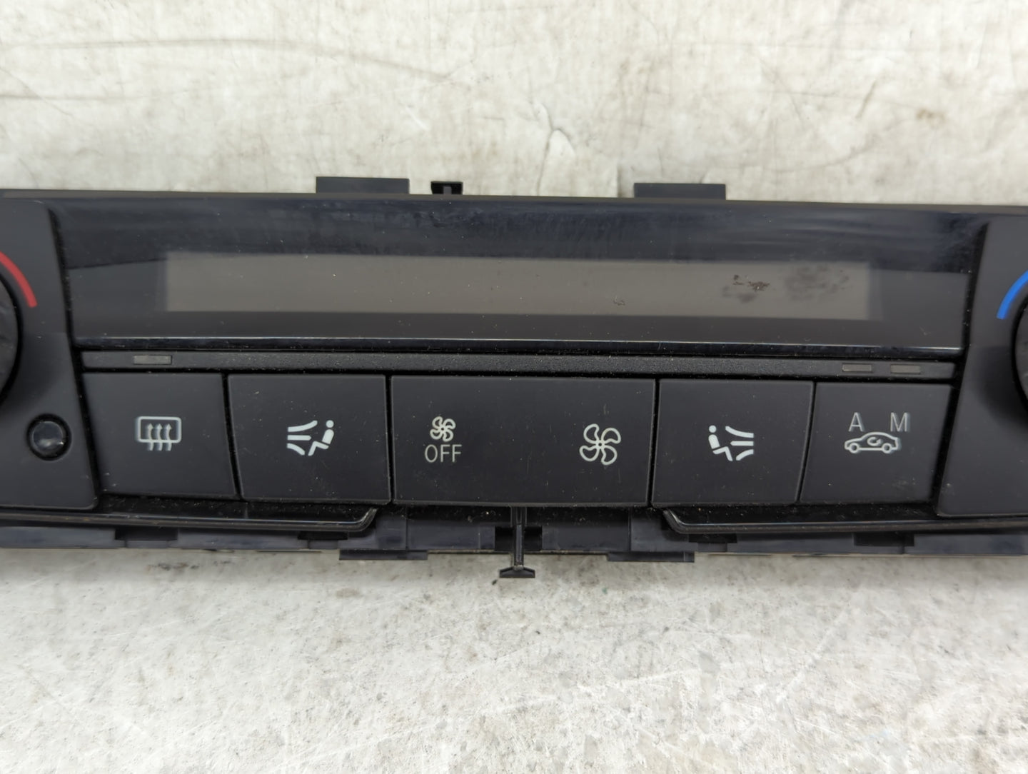 2014-2015 Bmw 320i Climate Control Module Temperature AC/Heater Replacement Fits Fits 2014 2015 OEM Used Auto Parts - Oemuse