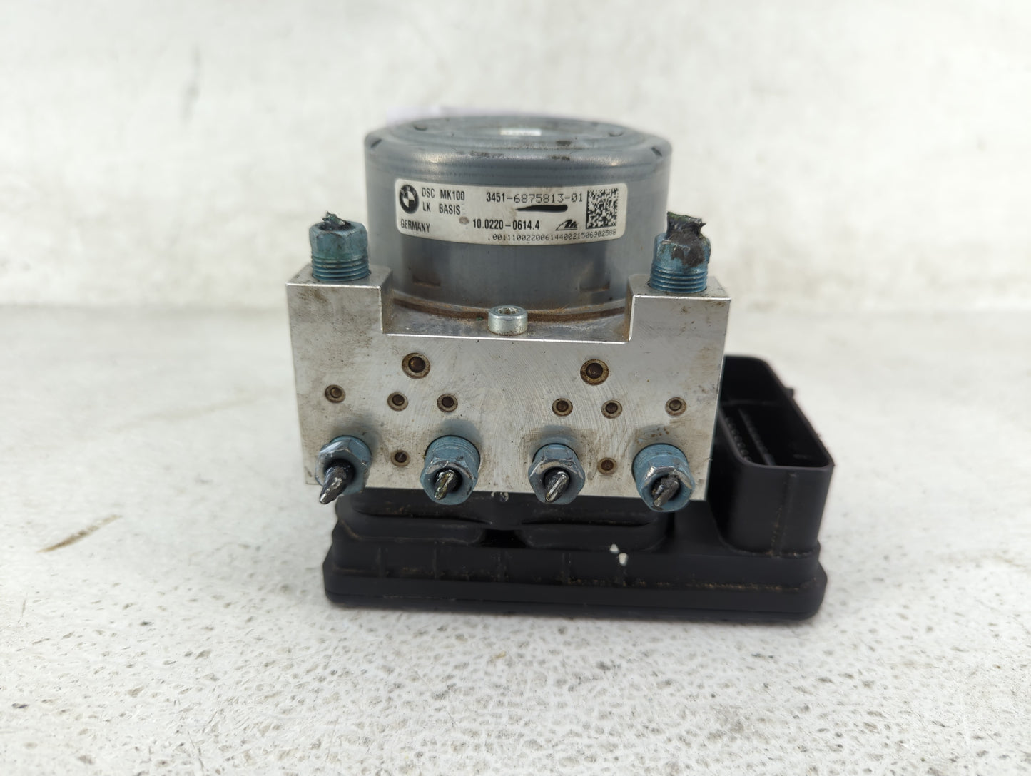 2014-2018 Bmw 320i ABS Pump Control Module Replacement P/N:3451-6875813-01 10.0220-0614.4 Fits OEM Used Auto Parts - Oemused