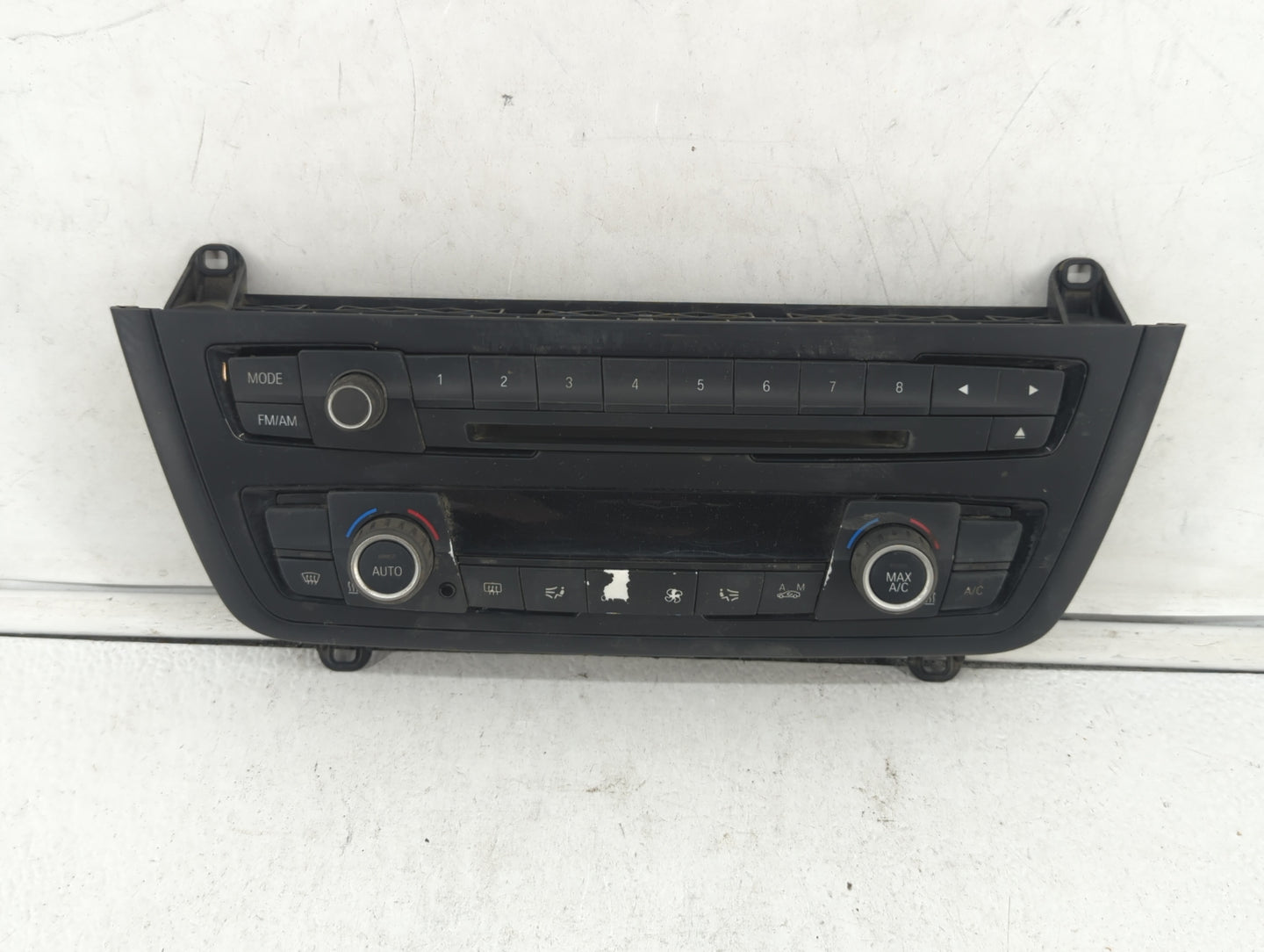 2012-2016 Bmw 320i Radio Control Panel - Oemusedautoparts1.com