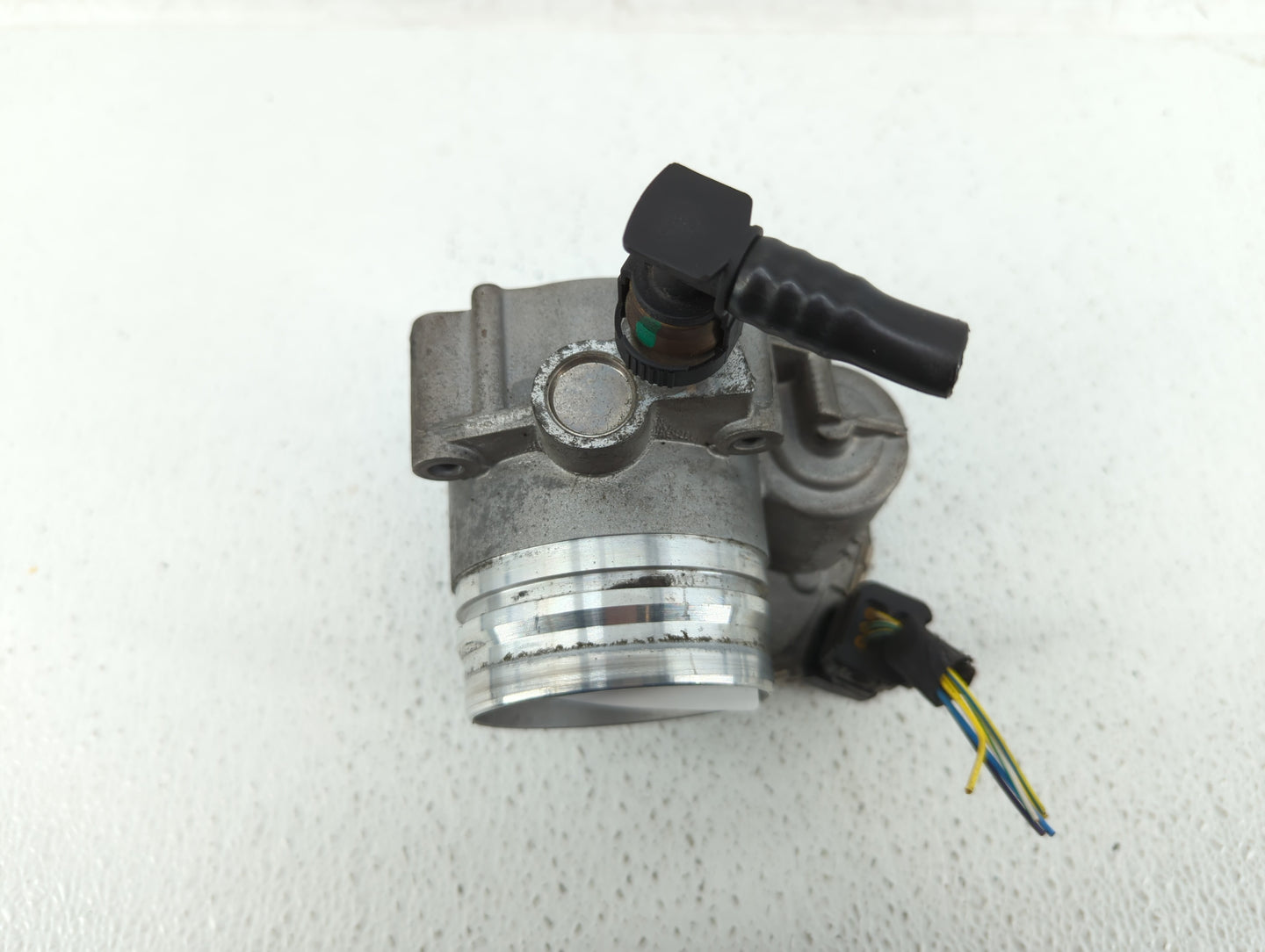 2012-2018 Bmw 320i Throttle Body P/N:1354 7588625-02 1354 7588625-03, 1354 7588625 Fits Fits 2012 2013 2014 2015 2016 2017 2