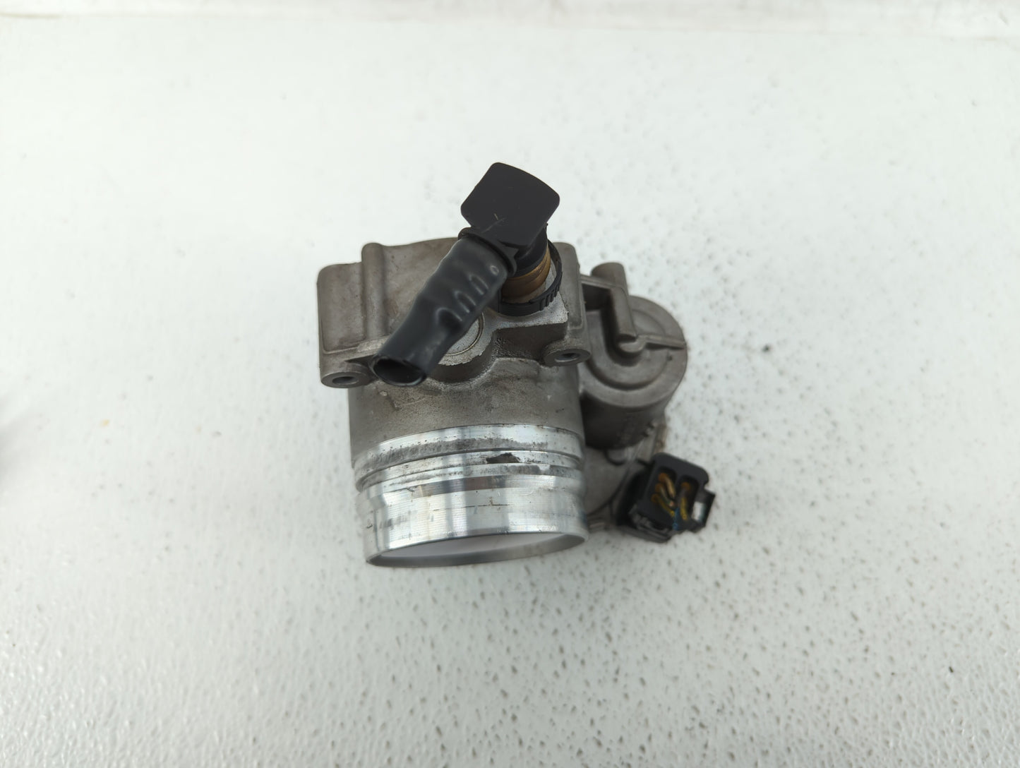 2012-2018 Bmw 320i Throttle Body P/N:1354 7588625-04 1354 7588625-03, 1354 7588625 Fits Fits 2012 2013 2014 2015 2016 2017 2
