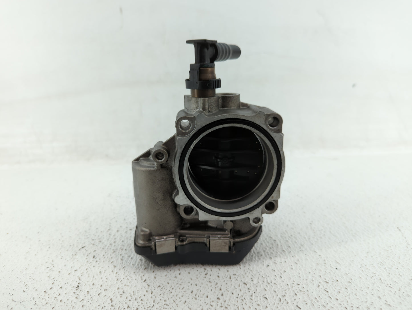 2012-2018 Bmw 320i Throttle Body P/N:1354 7588625-04 1354 7588625-03, 1354 7588625 Fits Fits 2012 2013 2014 2015 2016 2017 2