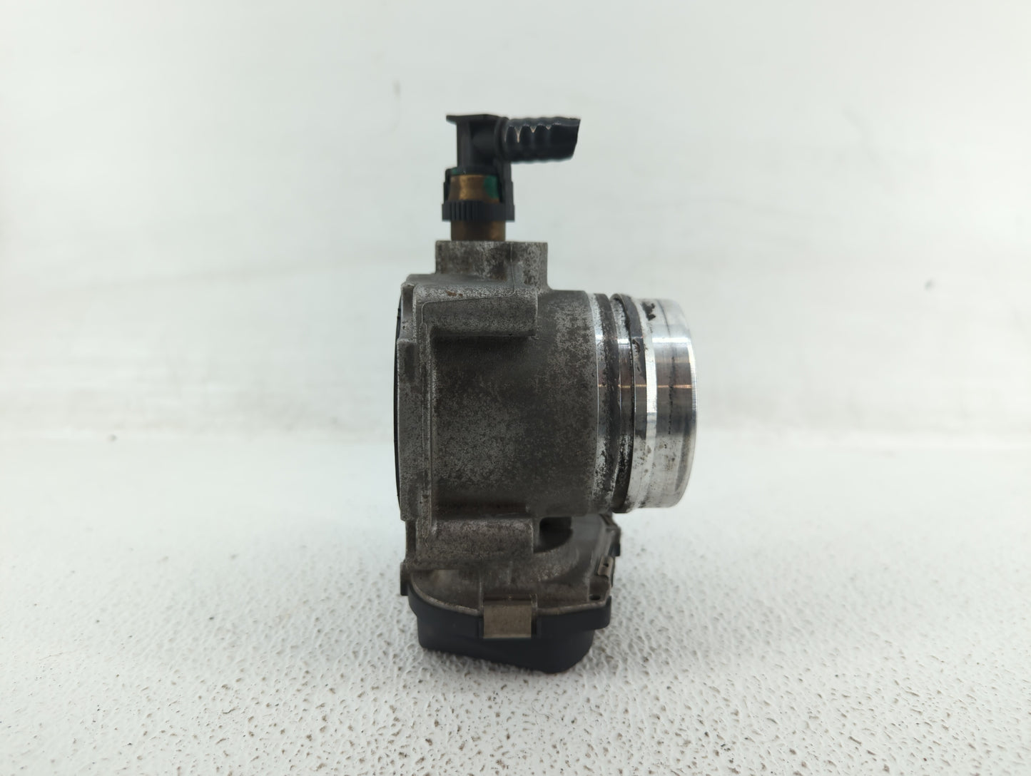 2012-2018 Bmw 320i Throttle Body P/N:1354 7588625-04 1354 7588625-03 Fits Fits 2012 2013 2014 2015 2016 2017 2018 OEM Used A