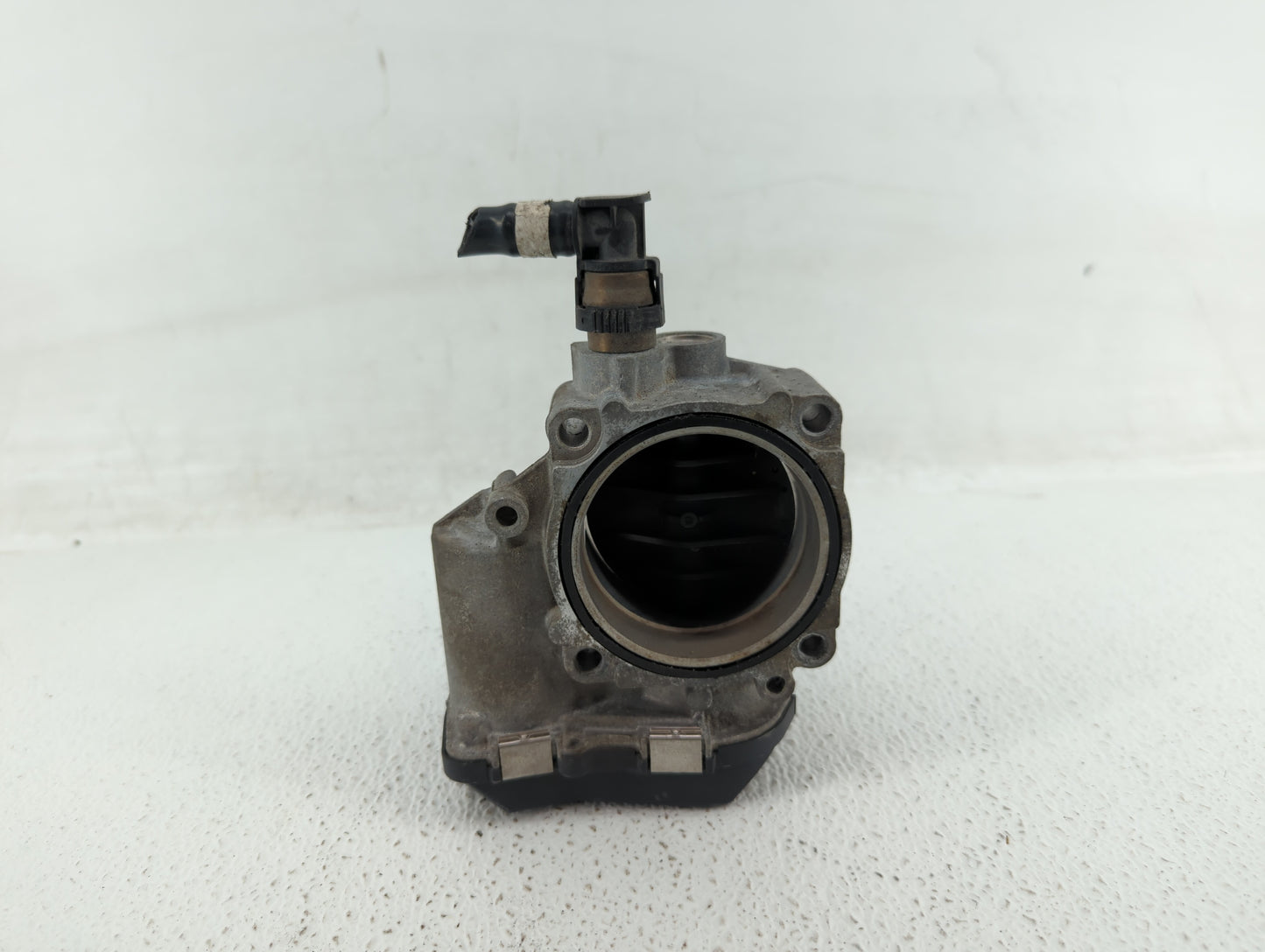 2012-2018 Bmw 320i Throttle Body P/N:1354 7588625-02 1354 7588625-04, 1354 7588625-03 Fits Fits 2012 2013 2014 2015 2016 201