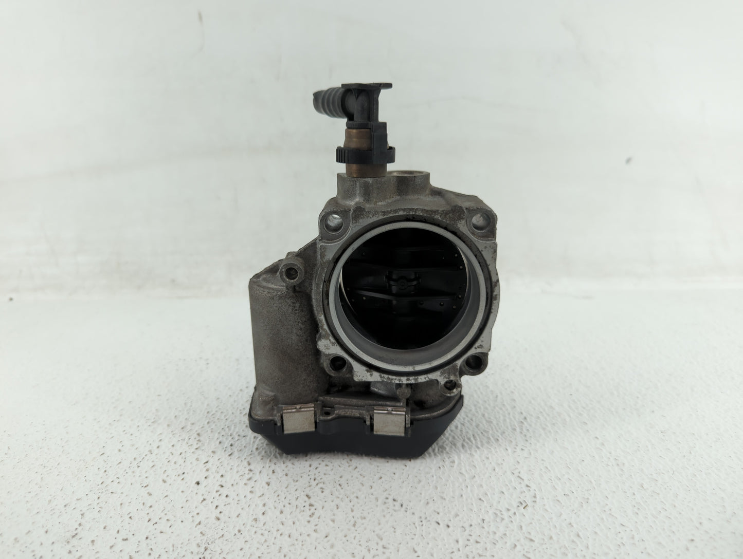 2012-2018 Bmw 320i Throttle Body P/N:1354 7588625-04 1354 7588625-03 Fits Fits 2012 2013 2014 2015 2016 2017 2018 OEM Used A