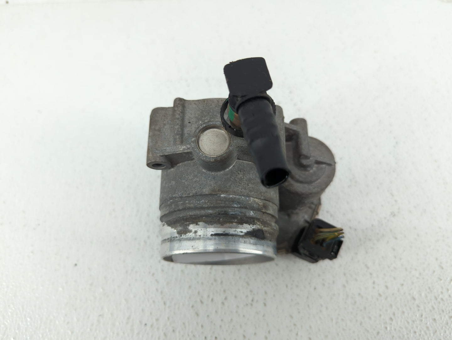 2012-2018 Bmw 320i Throttle Body P/N:1354 7588625-02 1354 7588625-04, 1354 7588625-03 Fits Fits 2012 2013 2014 2015 2016 201