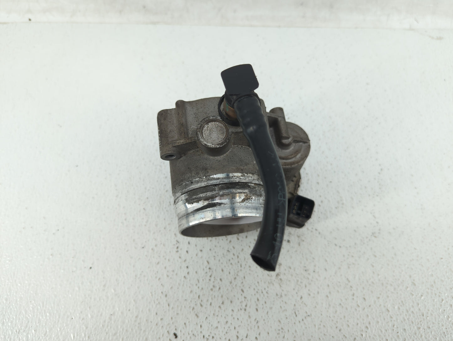 2012-2018 Bmw 320i Throttle Body P/N:1354 7588625-02 1354 7588625-04, 1354 7588625-03 Fits Fits 2012 2013 2014 2015 2016 201