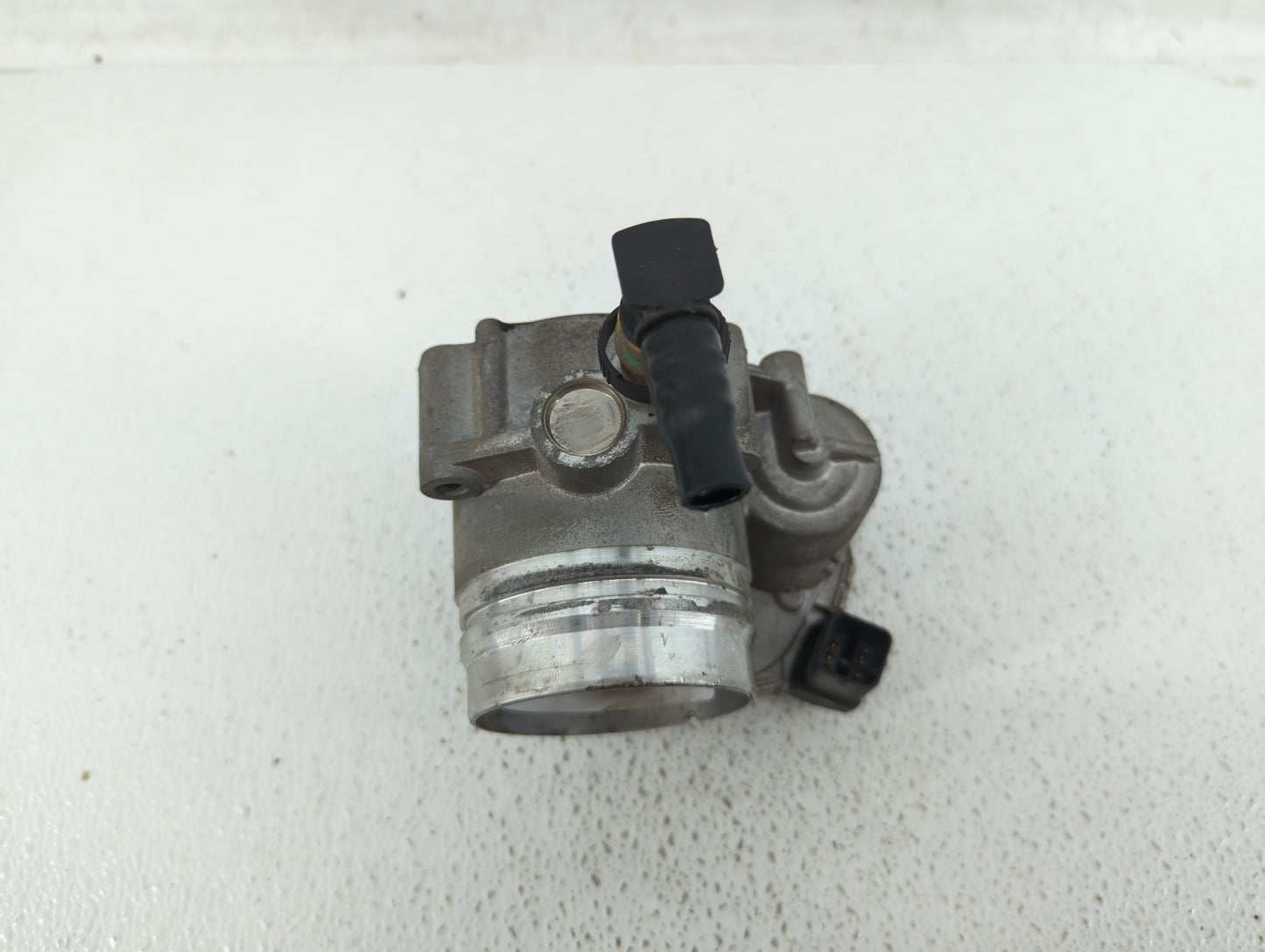 2012-2018 Bmw 320i Throttle Body P/N:1354 7588625-04 1354 7588625-03 Fits Fits 2012 2013 2014 2015 2016 2017 2018 OEM Used A
