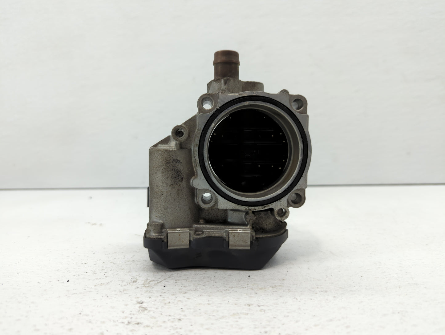 2012-2018 Bmw 320i Throttle Body P/N:1354 7588625-04 1354 7588625-03 Fits Fits 2012 2013 2014 2015 2016 2017 2018 OEM Used A