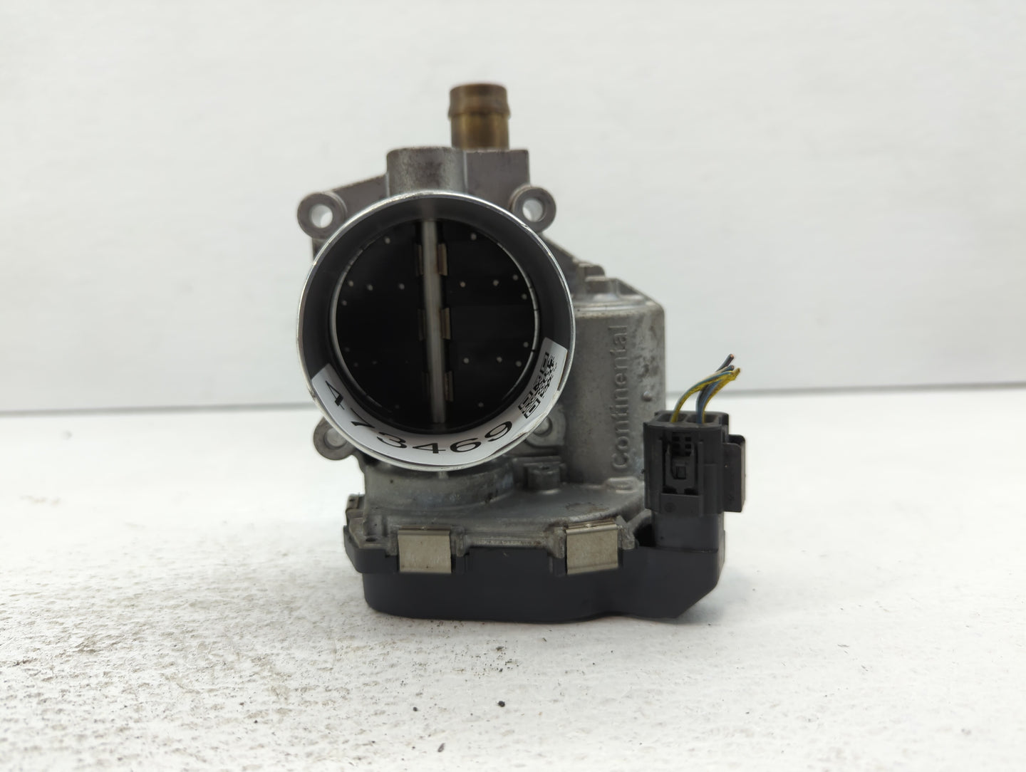 2012-2018 Bmw 320i Throttle Body P/N:1354 7588625-04 1354 7588625-03 Fits Fits 2012 2013 2014 2015 2016 2017 2018 OEM Used A