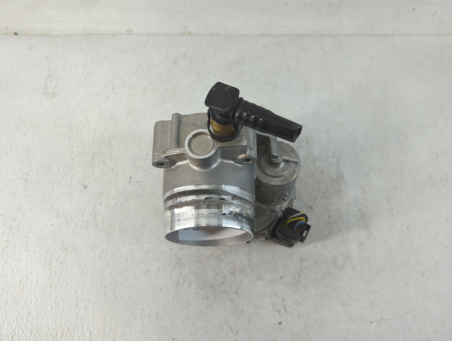 2012-2018 Bmw 320i Throttle Body P/N:1354 7588625-04 A2C83786800 Fits Fits 2012 2013 2014 2015 2016 2017 2018 OEM Used Auto 