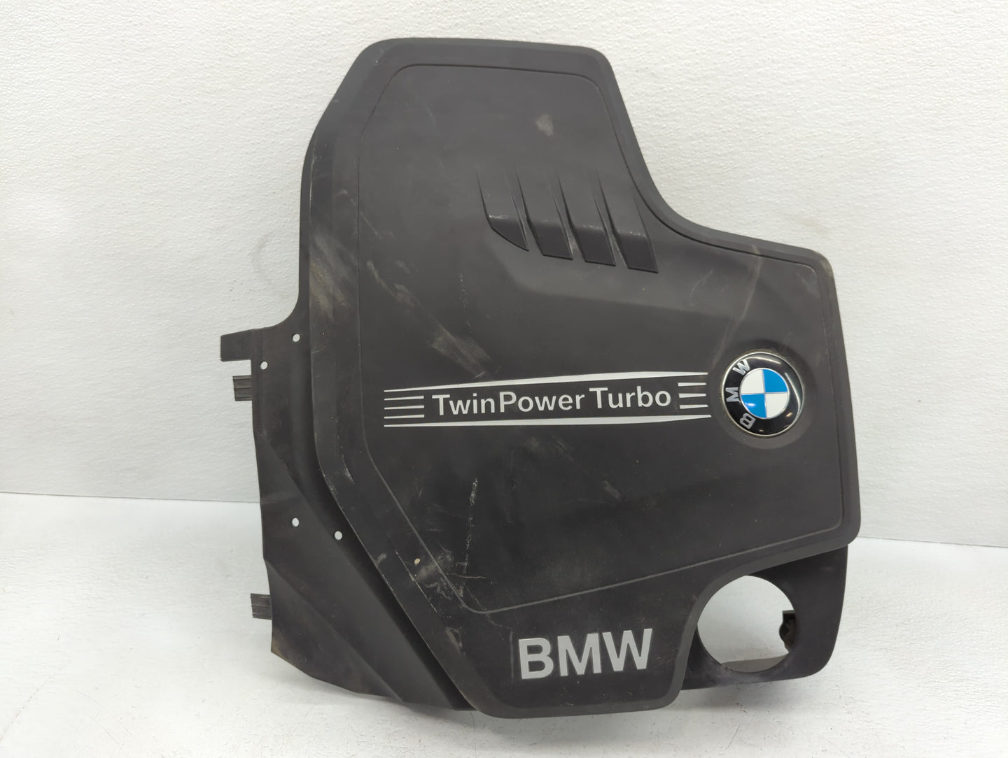 2014 Bmw 320i Engine Cover - Oemusedautoparts1.com