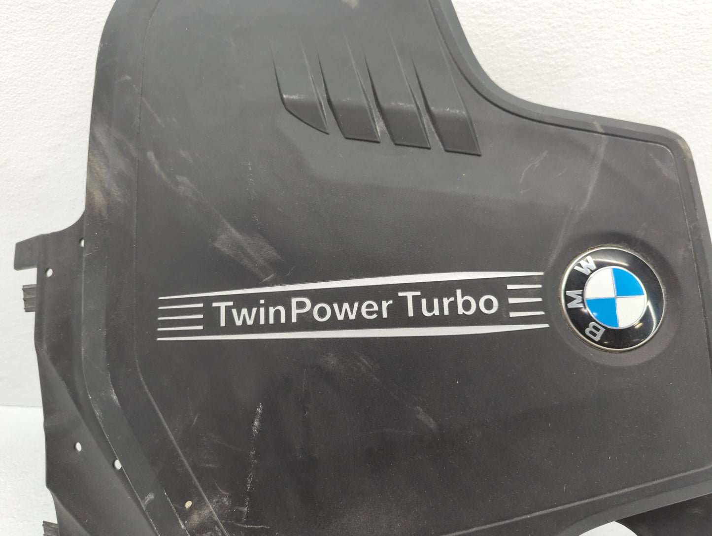 2014 Bmw 320i Engine Cover - Oemusedautoparts1.com